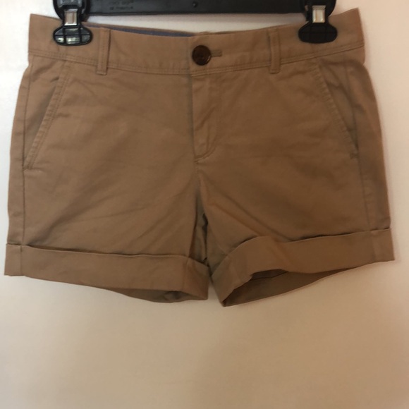 Banana Republic City Chino Khaki Shorts - Picture 2 of 6